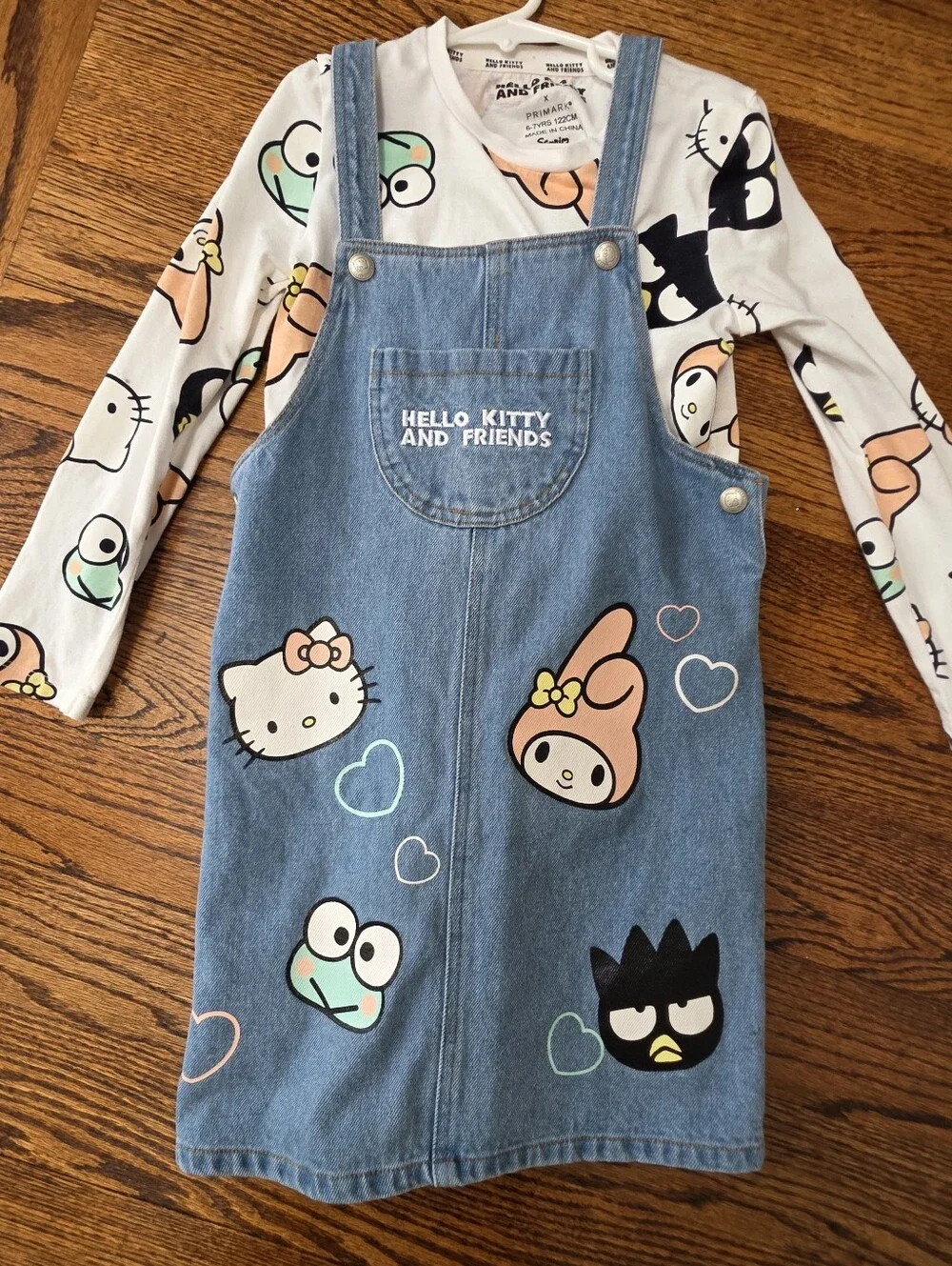 Hello Kitty 2 piece overall dress set size 6-7yr like new